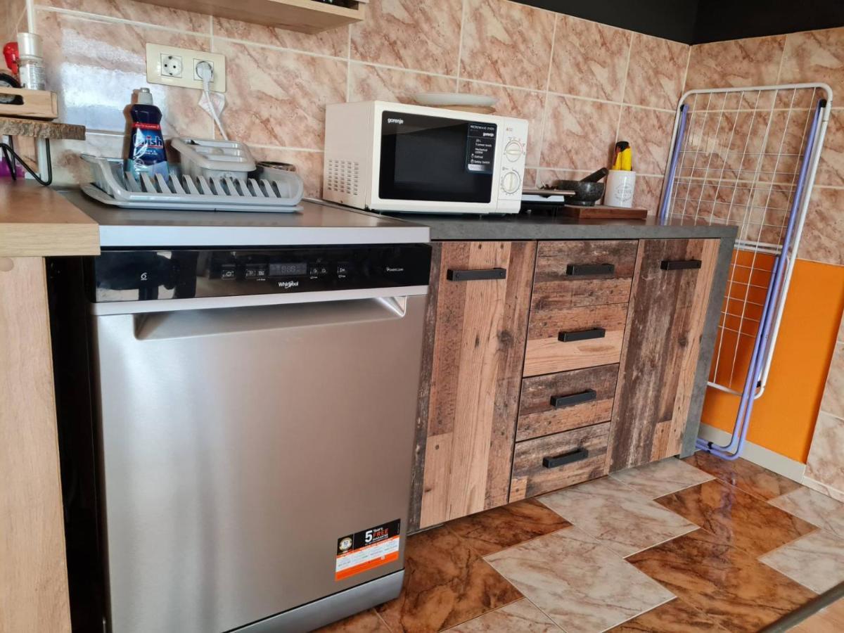 Apartments Dilja Малинска Экстерьер фото